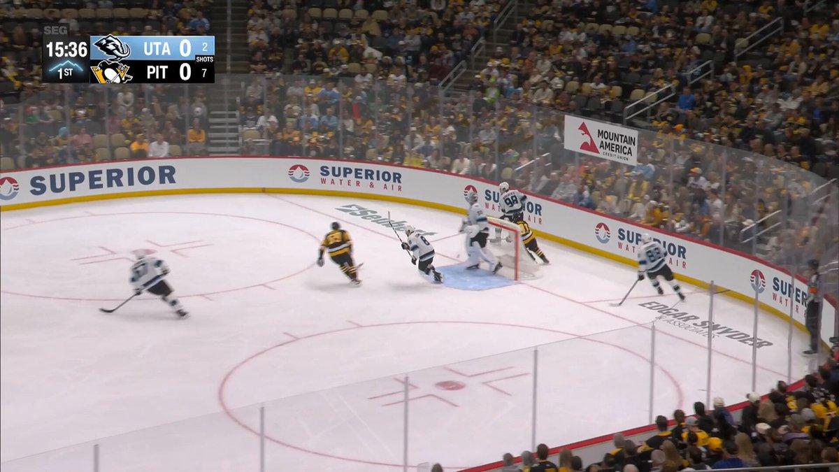 Mammoth vs. Penguins