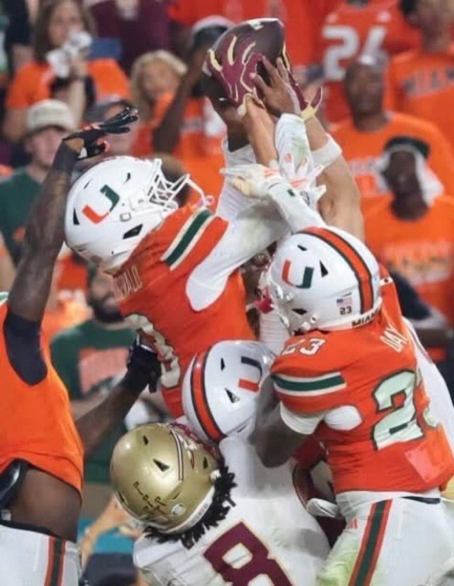 Refs robbed the Noles 🤬