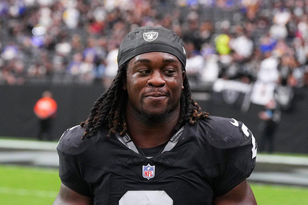 Jeanty disses Jets tackling 👀